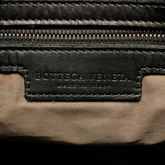 Auth BOTTEGA VENETA Intrecciato - Black Leather B********* Shoulder Bag - Picture 9 of 9